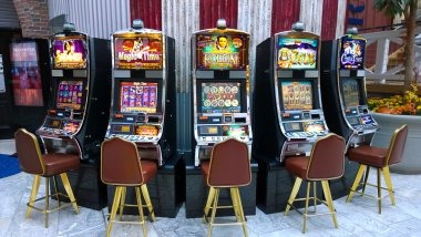 stasiunhoki88 live casino multi-camera studio broadcast interface